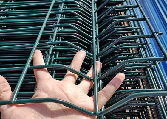 8 voet-Pvc van Draadmesh security fencing welded iron bedekte Vierkant Net met een laag