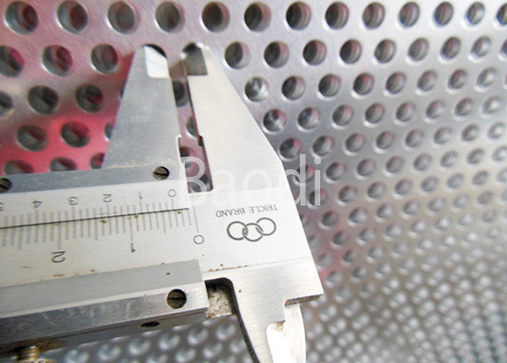 0.8 - 25mm Rond Gatenaluminium Geperforeerd Blad met Maximum 3m Lengte/1.5m Breedte