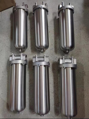 Filtratiesysteem van roestvrij staal voor zuivere smaak en gezondheid Toepasselijke waterdruk 0,1-0,8 MPa Gezuiverde waterstroom 15000L/H