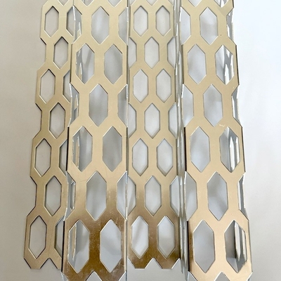 Aanpasbare decoratieve metalen gevelpanelen met geperforeerde patronen in roestvrij staal van de serie 300