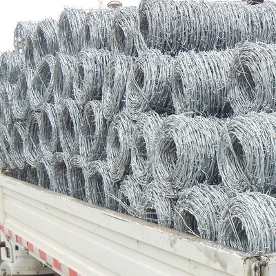 Gegalvaniseerde beveiligingsheining prikkeldraad voor landbouw en industrie 1,6 mm dradendiameter prikkeldraad punt 4 Langdurig