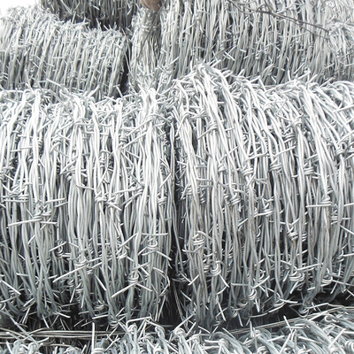 1.6mm Draaddiameter Beveiliging gegalvaniseerde prikkeldraad Duurzaam hek voor ultieme bescherming