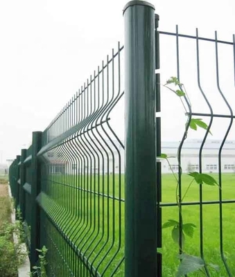 Slank en stevig hedendaags 3D gebogen driehoeksmeshek hek voor stedelijke landschappen