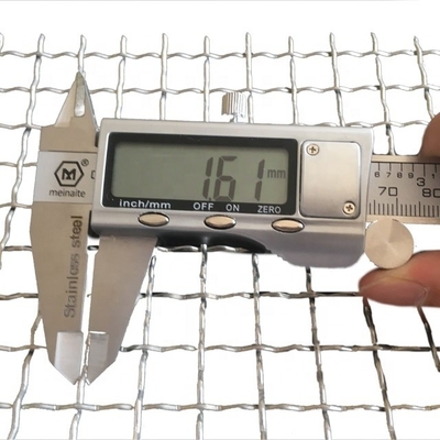 Twill Weave Protective Mesh Custom Size Woven Grill Netting gegalvaniseerd Marine Crimped Wire Mesh voor trappen