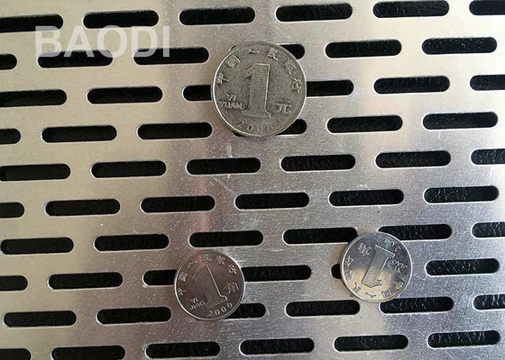 Het ingelaste Scherm 3.5mm van de Gatenbescherming Geperforeerd Aluminiumnetwerk